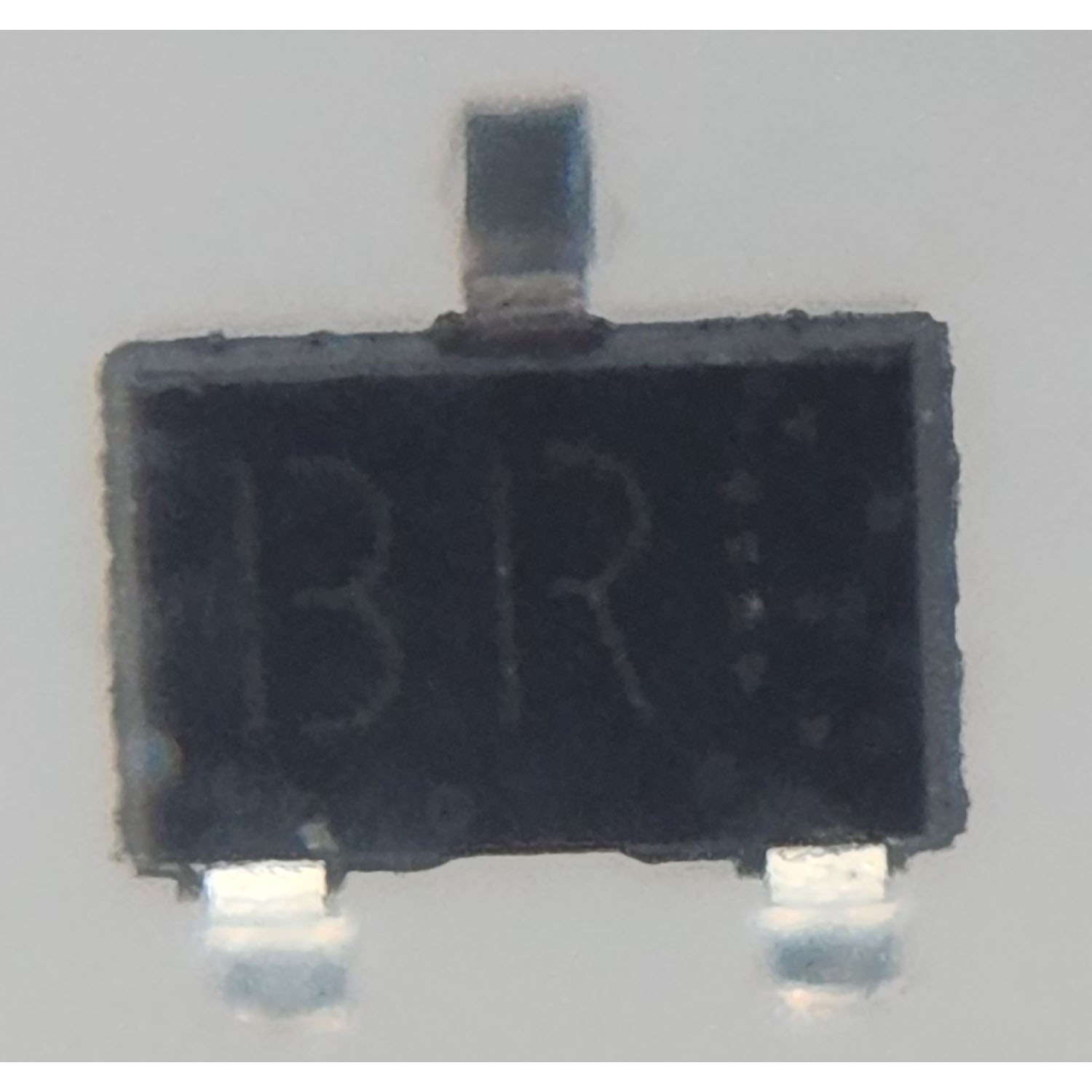 Icom 1530002060 – SMD Transistor 2SC4081-R (XSTR) T107 for IC-756PROIII, IC-7200, IC-7600, F14 Radios