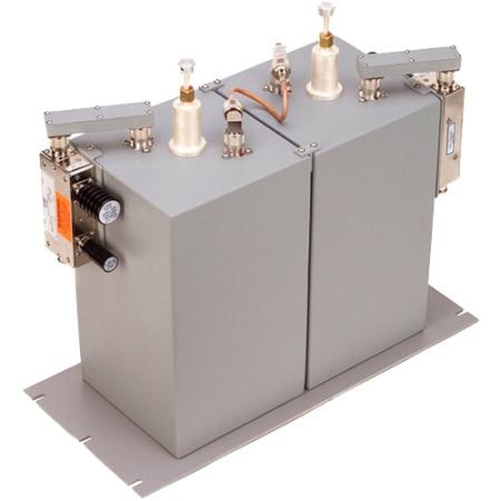 W65422/7C - Front view